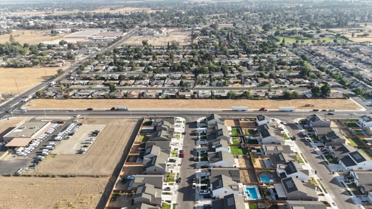 dji_fly_20250807_075922_0447_1754578856402_photo